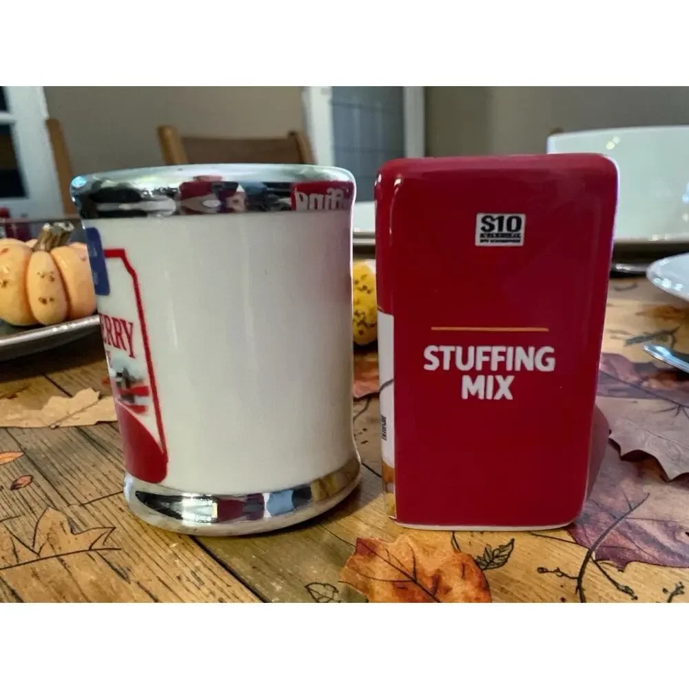 Cranberry Sauce & Stuffing Mix Novelty Ceramic Salt & Pepper Shakers Set of 2